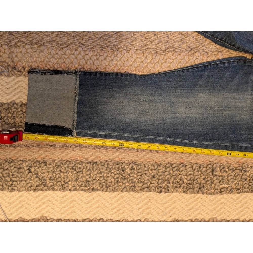 Kut from the Kloth Catherine Boyfriend Jeans Medium Wash Raw Hem Cuff Size 8 - Picture 10 of 12